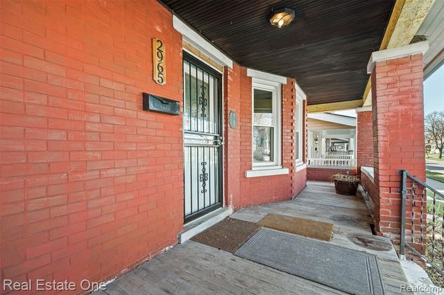 2965 Fischer Street, Detroit, MI 48214