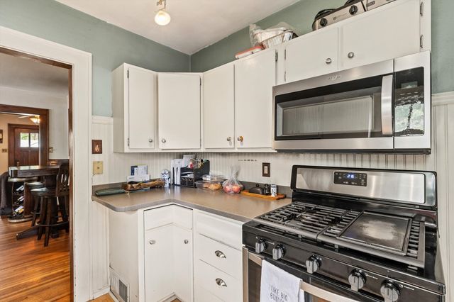 818 Northwestern Avenue, Ames, IA 50010