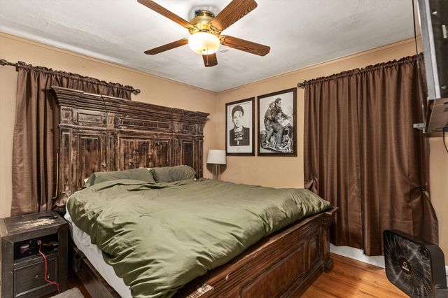 818 Northwestern Avenue, Ames, IA 50010