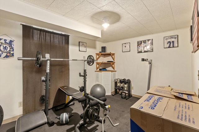 818 Northwestern Avenue, Ames, IA 50010