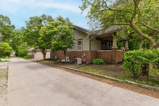 818 Northwestern Avenue, Ames, IA 50010