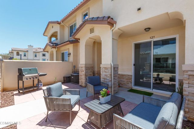 327 Newbury Vista Lane, Newbury Park, CA 91320