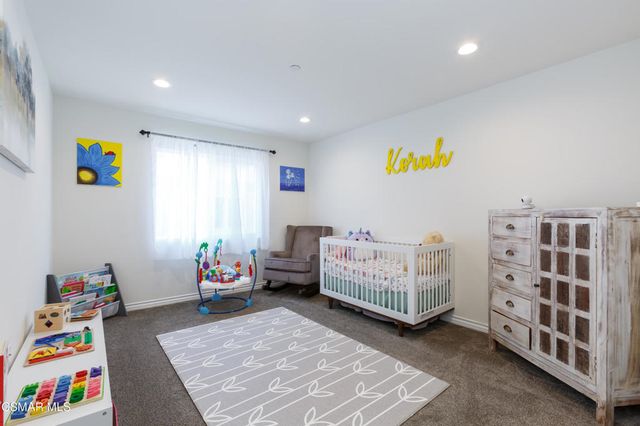 327 Newbury Vista Lane, Newbury Park, CA 91320