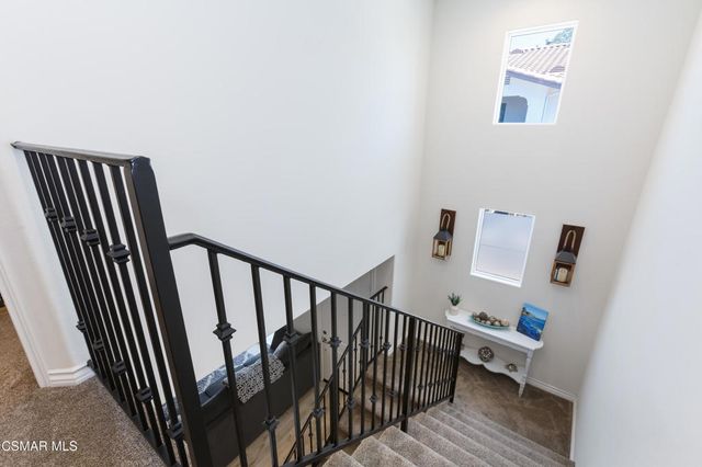 327 Newbury Vista Lane, Newbury Park, CA 91320