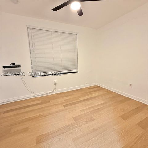 3433 Garden Ave 10, Miami Beach, FL 33140