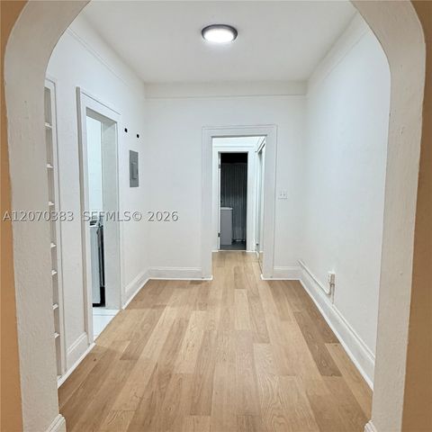 3433 Garden Ave 10, Miami Beach, FL 33140