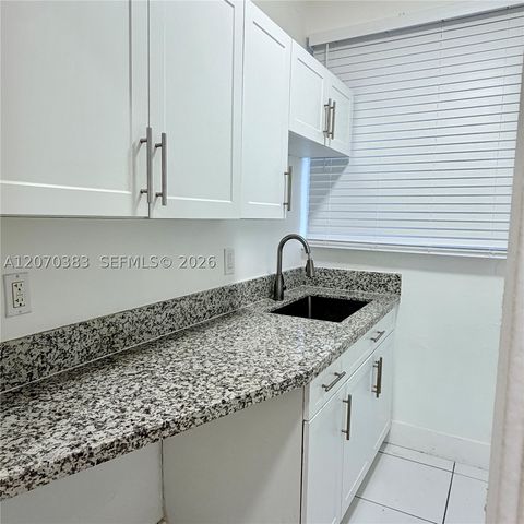 3433 Garden Ave 10, Miami Beach, FL 33140