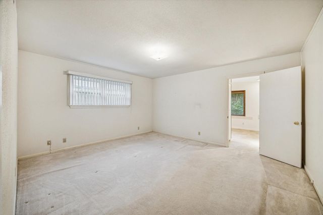 807 Wycliffe Drive, Houston, TX 77079