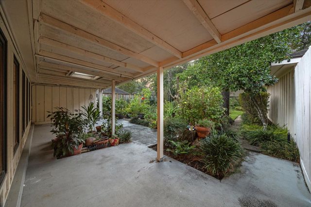 807 Wycliffe Drive, Houston, TX 77079