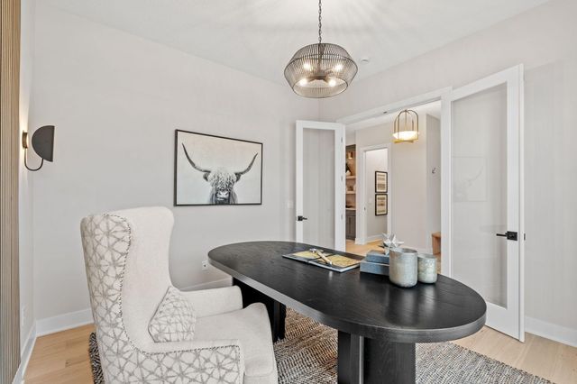 16820 46th Avenue N, Plymouth, MN 55446