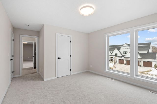 16820 46th Avenue N, Plymouth, MN 55446