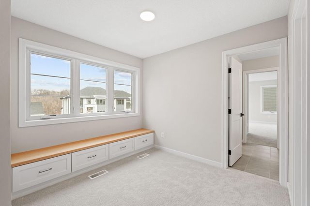 16820 46th Avenue N, Plymouth, MN 55446