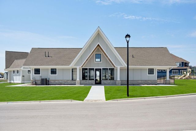 16820 46th Avenue N, Plymouth, MN 55446