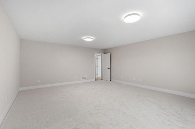 16820 46th Avenue N, Plymouth, MN 55446