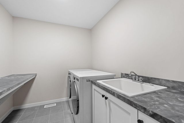 16820 46th Avenue N, Plymouth, MN 55446