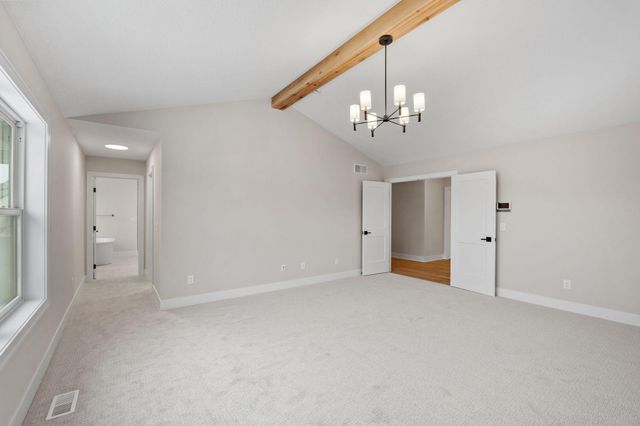 16820 46th Avenue N, Plymouth, MN 55446