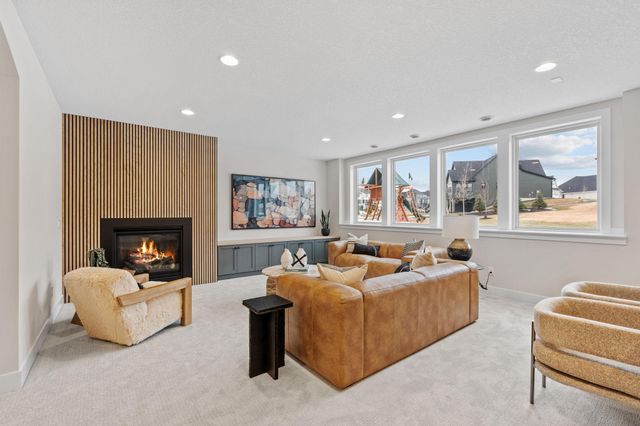 16820 46th Avenue N, Plymouth, MN 55446