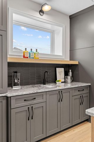 16820 46th Avenue N, Plymouth, MN 55446