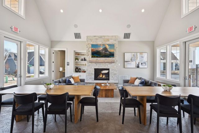 16820 46th Avenue N, Plymouth, MN 55446