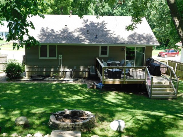 735 Terrace Drive, Carlisle, IA 50047