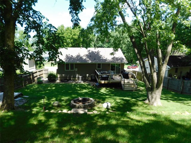 735 Terrace Drive, Carlisle, IA 50047