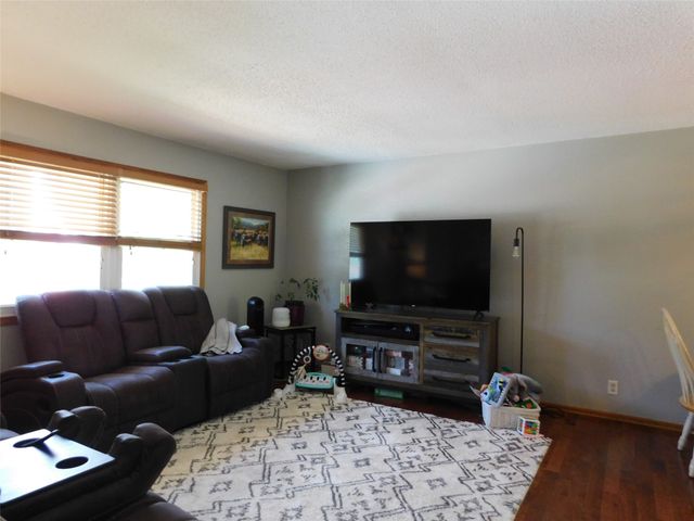 735 Terrace Drive, Carlisle, IA 50047