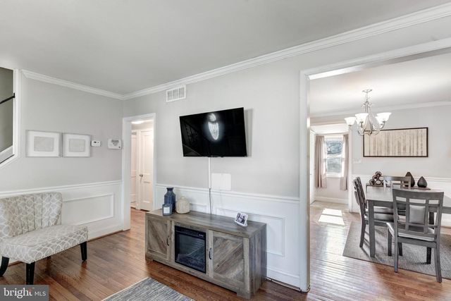 737 SILVER CREEK RD, Baltimore, MD 21208