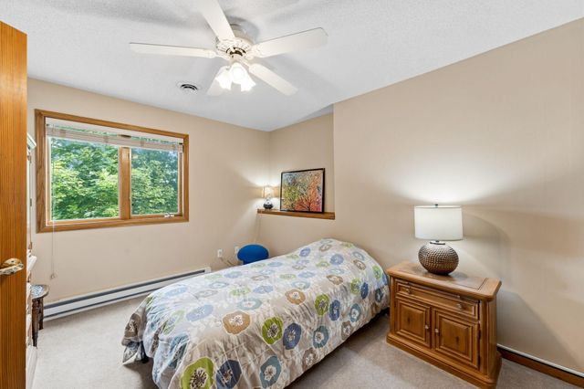 8649 Alisa Lane, Chanhassen, MN 55317