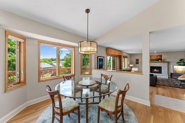 8649 Alisa Lane, Chanhassen, MN 55317