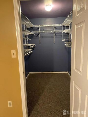 420 Stratford Place, Bound Brook, NJ 08805