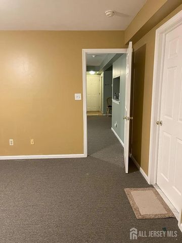 420 Stratford Place, Bound Brook, NJ 08805