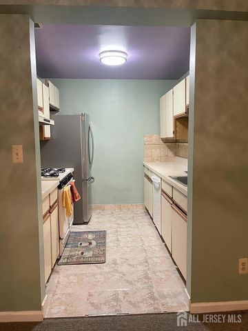 420 Stratford Place, Bound Brook, NJ 08805