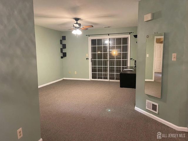 420 Stratford Place, Bound Brook, NJ 08805