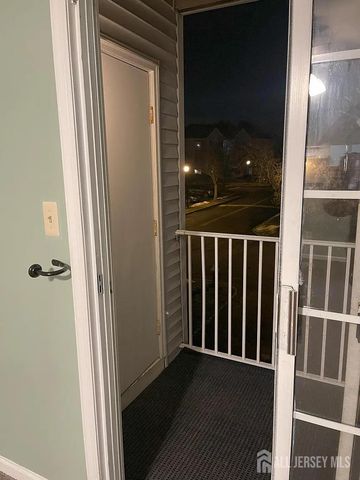 420 Stratford Place, Bound Brook, NJ 08805