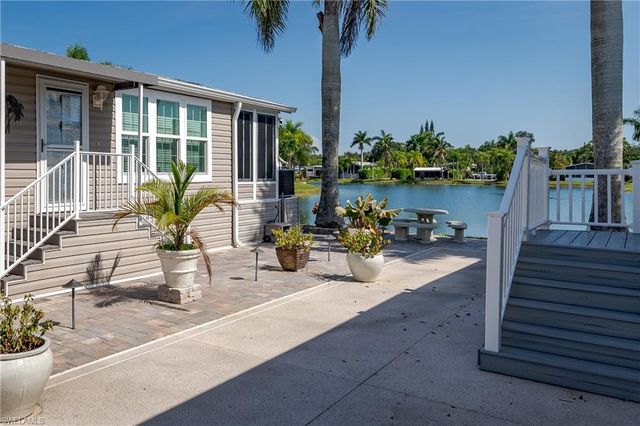 1146 Silver Lakes BLVD, Naples, FL 34114