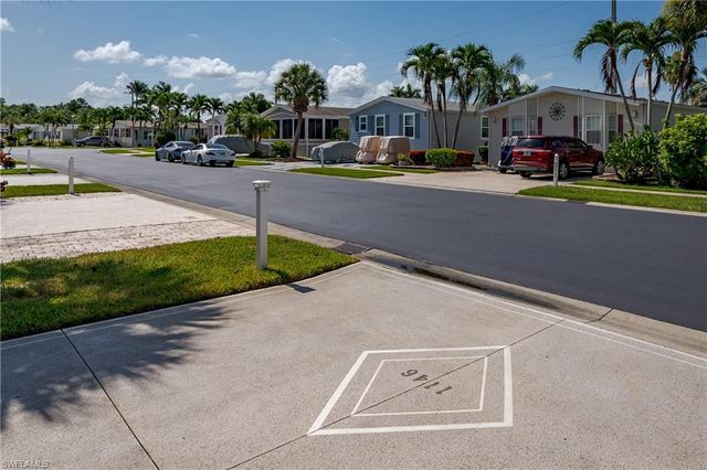 1146 Silver Lakes BLVD, Naples, FL 34114