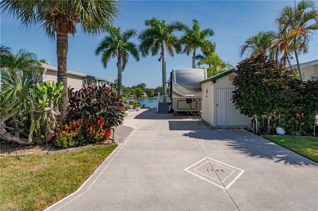 1146 Silver Lakes BLVD, Naples, FL 34114