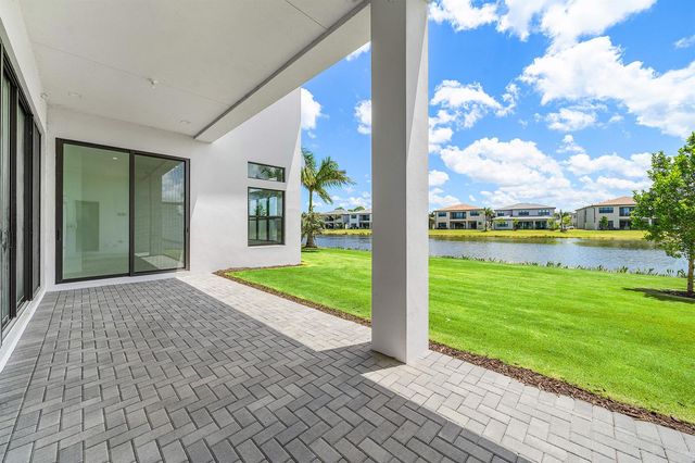 9516 Riverside Park Drive, Boca Raton, FL 33434