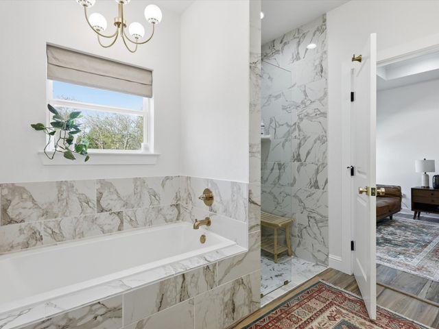 134 Hedges Circle, Weatherford, TX 76085