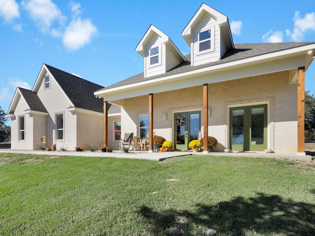 134 Hedges Circle, Weatherford, TX 76085