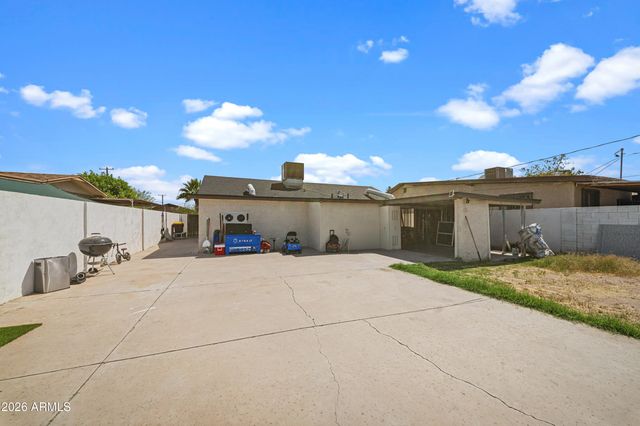 2006 W MONROE Street, Phoenix, AZ 85009