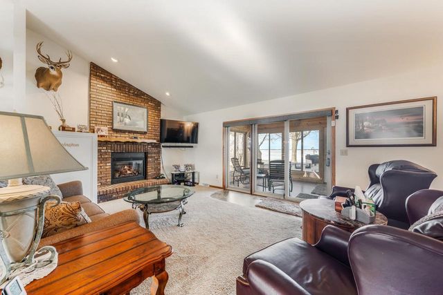 9302 BLANCO ROAD, Winneconne, WI 54986