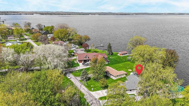 9302 BLANCO ROAD, Winneconne, WI 54986