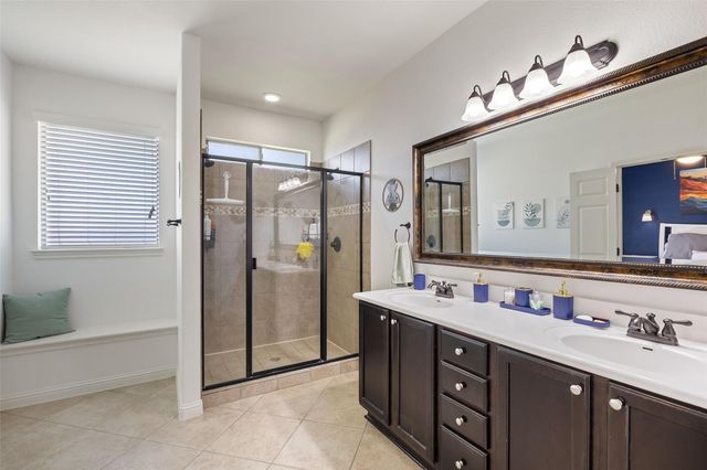 2474 Santa Barbara LOOP, Round Rock, TX 78665