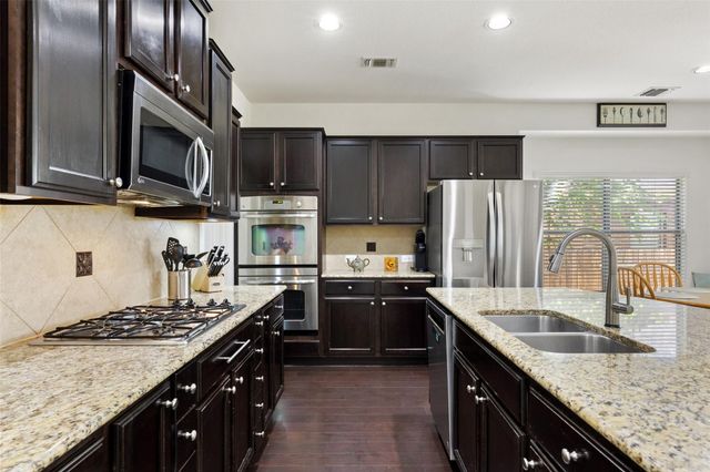 2474 Santa Barbara LOOP, Round Rock, TX 78665