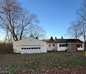 2667 Spade, Uniontown, OH 44685
