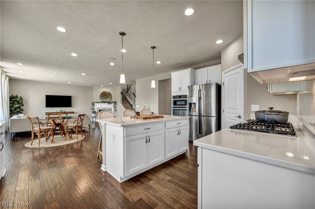 21017 Rockglen Drive, Strongsville, OH 44149
