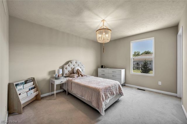 21017 Rockglen Drive, Strongsville, OH 44149