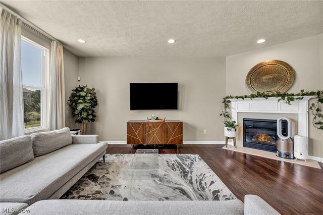 21017 Rockglen Drive, Strongsville, OH 44149
