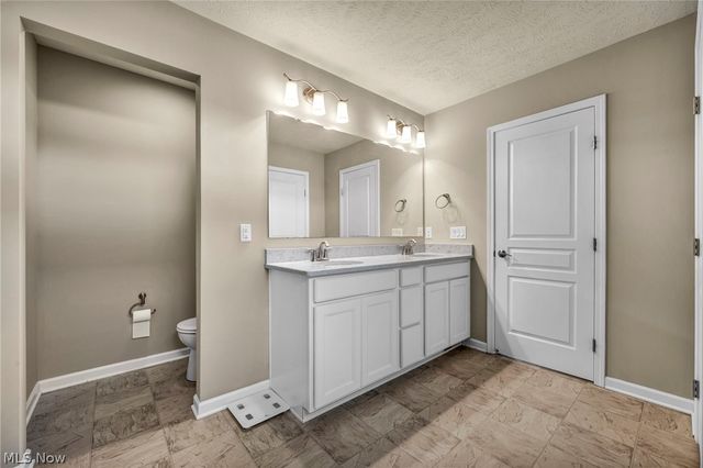 21017 Rockglen Drive, Strongsville, OH 44149